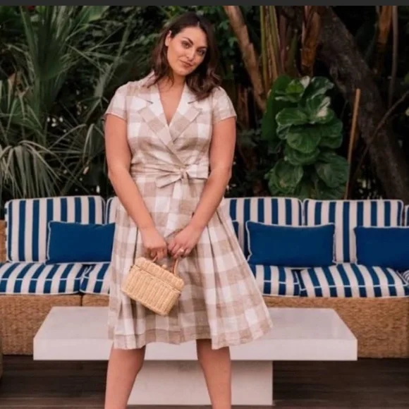 gal meets glam linen dress You'll Love These Linen Pieces For Summer